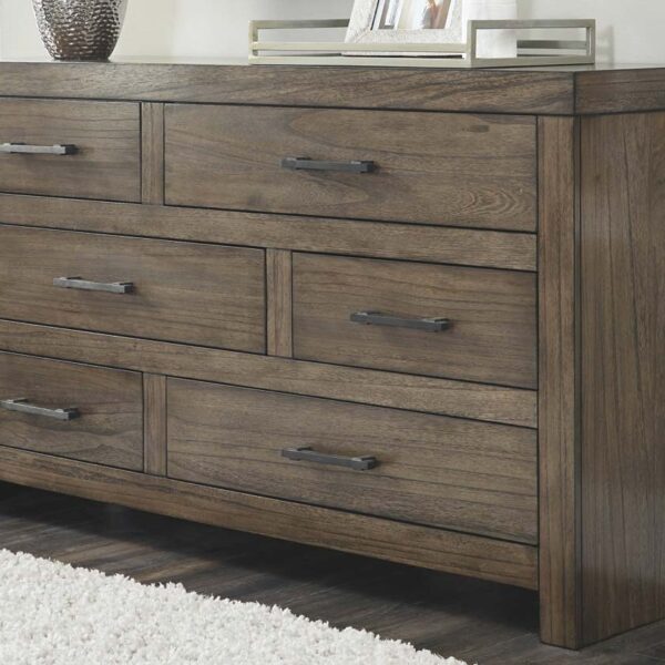 Deylin Dresser